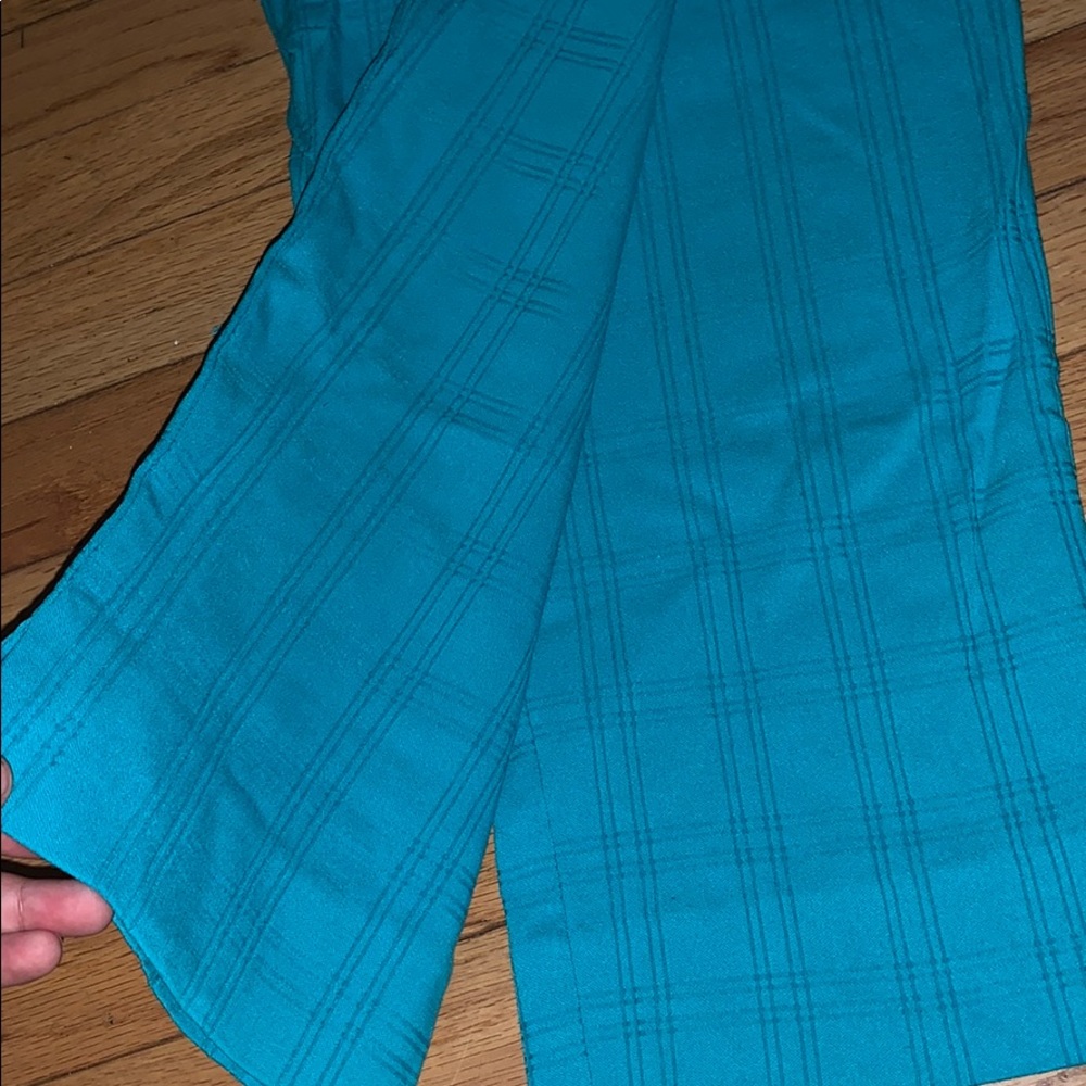 To small - Picture 4 of 4